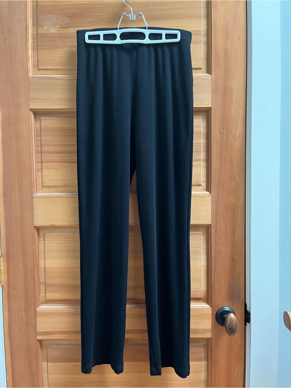 Reformation Travel / Lounge Set - Women’s M - Picture 2 of 8